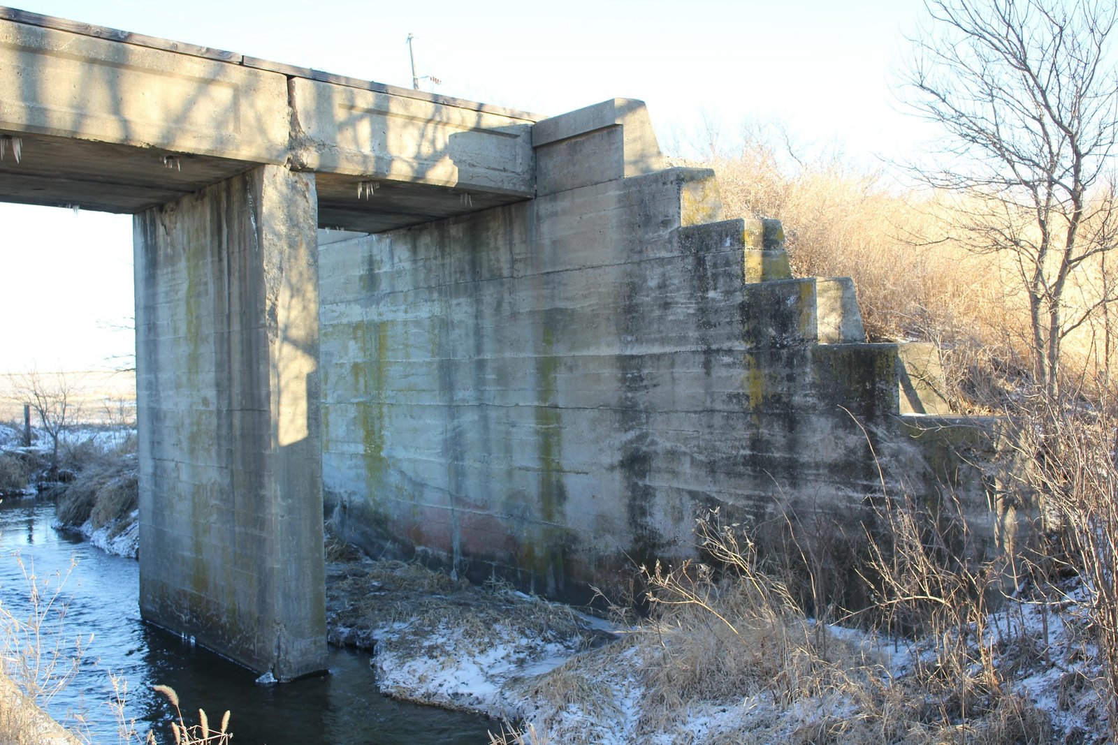 East abutment